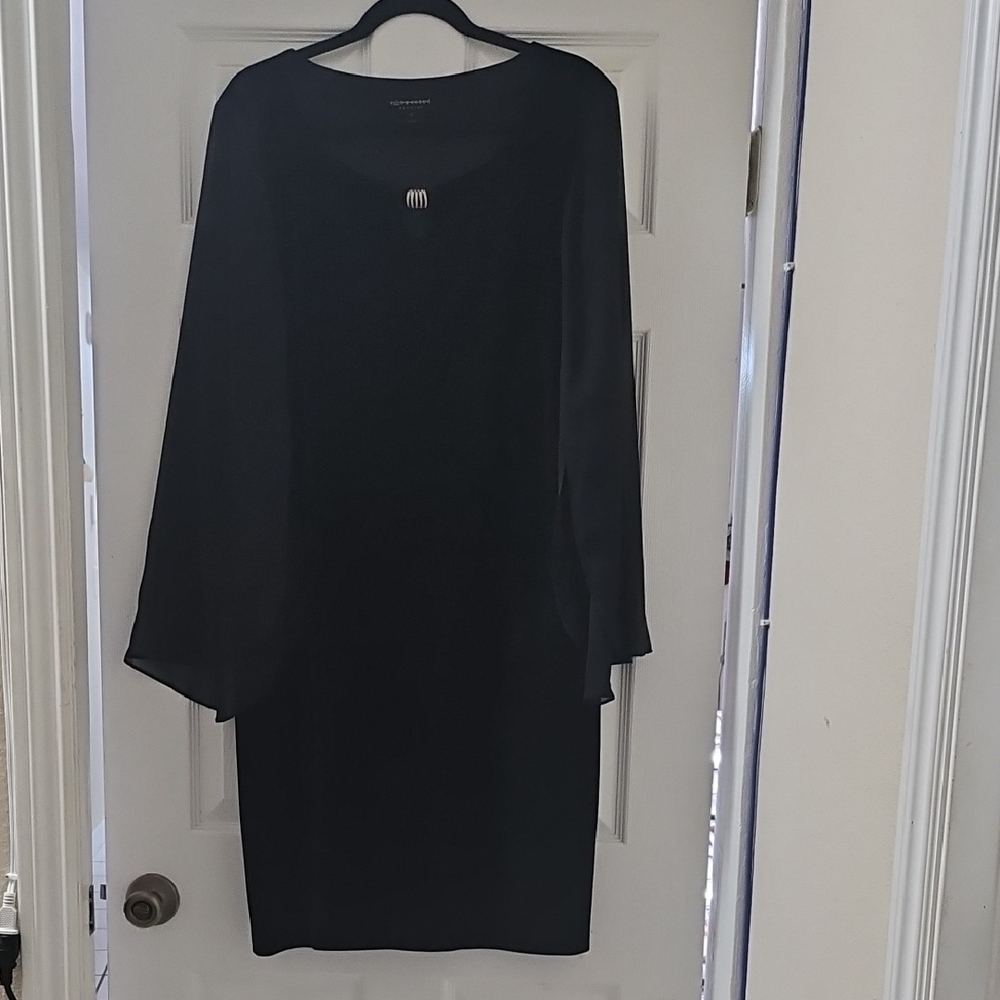 Connected Apparel Women's Size 16 Black Velvet Party Dress Long Sheer Sleeve